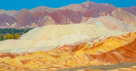 Papier Peint photo autocollant Zhangye Danxia Panorama of the three layers of Rainbow mountains, Zhangye Danxia geopark, China. Close up image