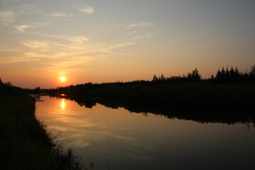 Fototapeta premium Summer Sunset On The Water, Pylypow Wetlands, Edmonton, Alberta