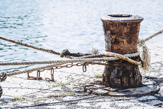Cordages et noeuds sur un bateau - Noeud marin
