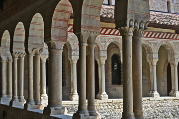 Follina, i chiostri dell'Abbazia cistercense di Santa Maria - Treviso	