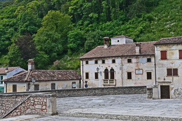 Follina, antiche abitazioni nei pressi dell'Abbazia cistercense di Santa Maria - Treviso	