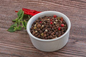 Red, black, yellow pepper mix