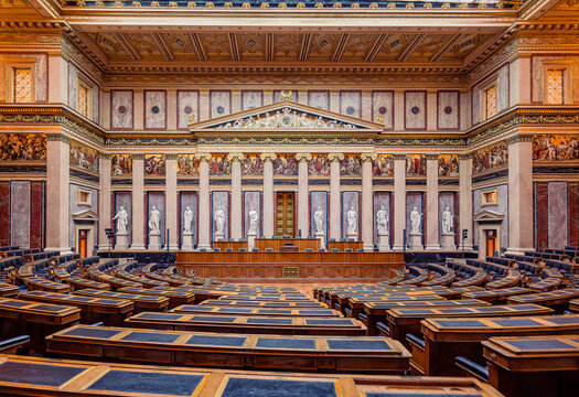 Vienna, Austria: Meeting hall of the Austrian Federal Assembly in the Austrian Parliament