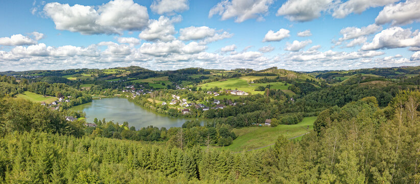 Aggertalsperre bei Gummersbach, Oberbergischer Kreis, Nordrhein-Westfalen, Deutschland
