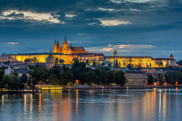 Fototapeta na wymiar Night view of Saint Vitus Cathedral in Prague