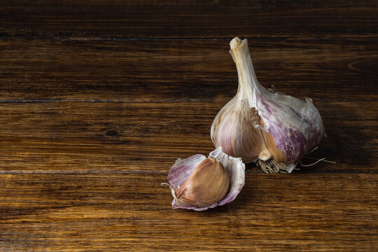 garlic on wooden table