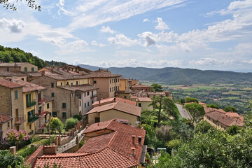 Cortona, panorama della città vecchia verso il Lago Trasimeno - Arezzo