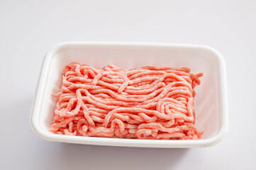 パック入り豚ミンチ