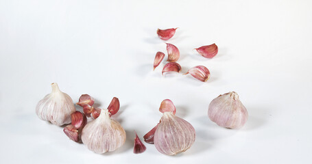 Garlic, allium savitum, Falling against White Background
