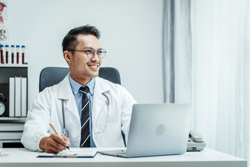 Fototapeta premium Online Medical Consultations, Asian Full time pharmacy, doctor online consulting, medical care from experienced professionals. Need a medical consultant? Try this online, directly send medicines