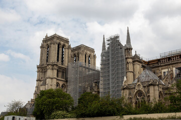 Fototapeta na wymiar view of notre dame cathedral