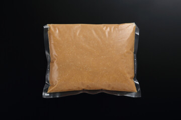 真空パックの味噌