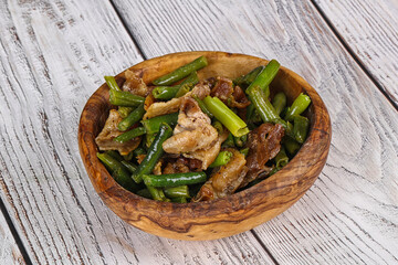 Roasted bacon with green bean