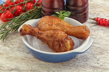 Roasted chicken legs with spicy sauce