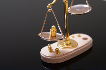 balancing hangs. concept of justice and weighing of values.