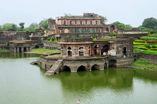 Taveli Mahal and Kapur Talao, situated in the fort opposite Jahaz Mahal, built by Sultan Ghiyasuddin Khilji as a harem Mandu, Madhya Pradesh, India
