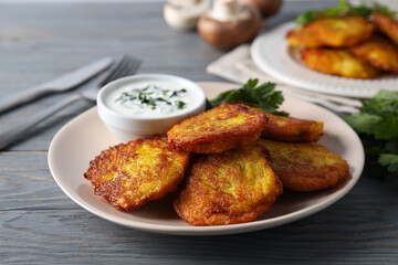 Lunch tasty food concept - delicious hash browns