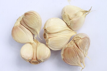 garlic (kitchen spice) isolated white background