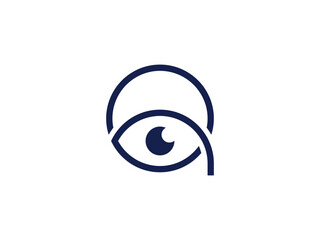 unique letter Q eye logo design