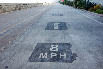 Fototapeta premium Foggy early morning at Mission beach ocean front walk restricted to slow moving bikes, runners and pedestrians, San Diego, Southern California