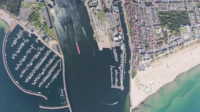 vertikale Luftbildaufnahmen on Rostock Warnm&uuml;nde und Hohe D&uuml;ne