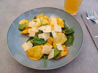 Ravioli with spinach and parmesan