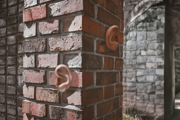 The wall has ears
