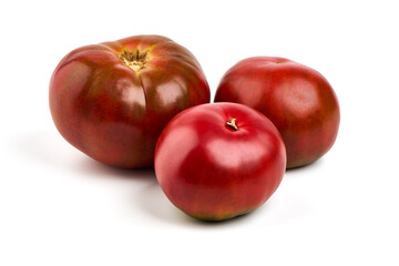 Fototapeta na wymiar Whole and sliced organic tomatoes. Raw fresh tomatoes, isolated on white background.