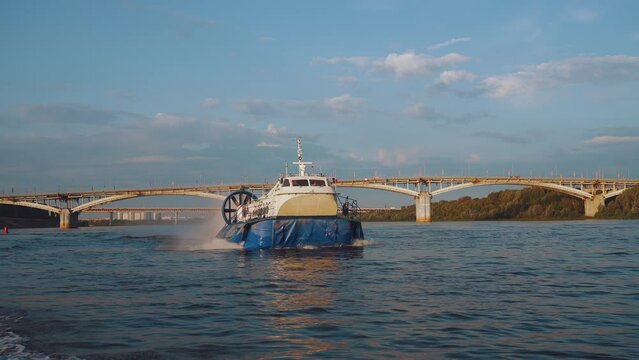 Hovercraft moving on water, svp, hovercraft floating on water, hovercraft