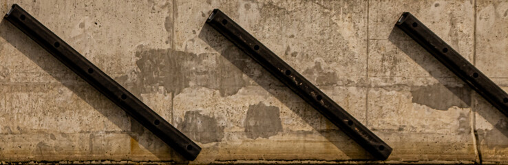 concrete wall with the fenders