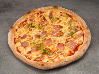 pizza with bacon, mozzarella and cheese sauce