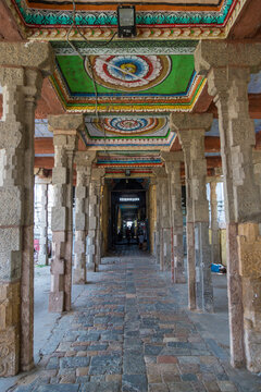  Temple interior view of Adi Kumbeswarar Temple, Kumbakonam, Tamil Nadu, India