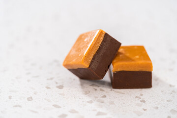 Caramel fudge