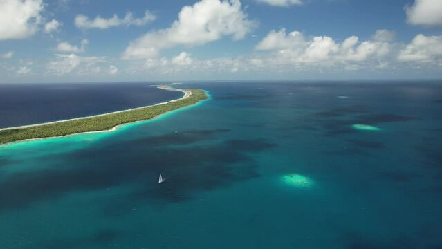 Paradise found - Sailing in French Polynesia