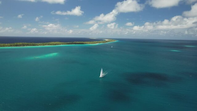 Paradise found - Sailing in French Polynesia