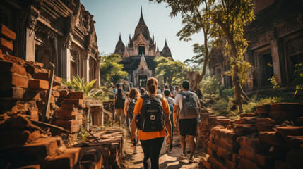 Tourists walking in front of temple in Koh Samui Thailand. - obrazy, fototapety, plakaty