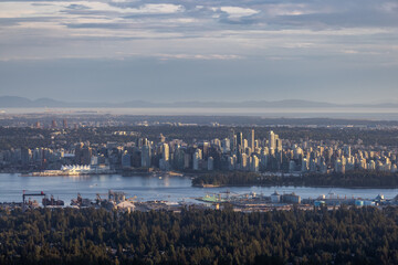 Fototapeta premium Downtown Vancouver, British Columbia, Canada on the West Coast of Pacific Ocean.
