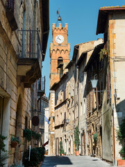 Narrow street in the historic center of Pienza, Val D'orcia Tuscany. - 640784503