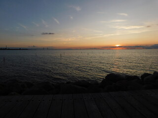 Puente de Oresund con atardecer