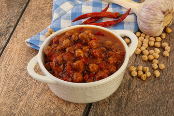 Baked chickpea with tomato sauce