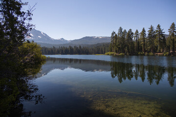 Obraz premium Manzanita Lake at Lassen Volcanic National Park, California