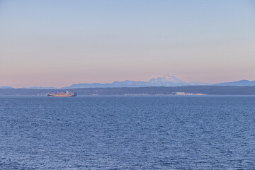 Obraz premium ship in the sea
