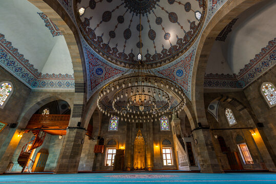 Lala Pasha Mosque; The first mosque built during the Ottoman era in Erzurum.The Ottoman mosque is also a model.It was built in 1562. Erzurum, Turkey