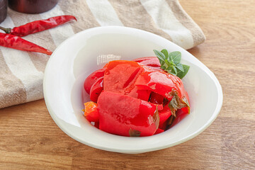 Marinated red bell pepper with oil