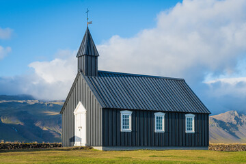 Fototapeta na wymiar Landscape of the church of Búdakirkja (Iceland)