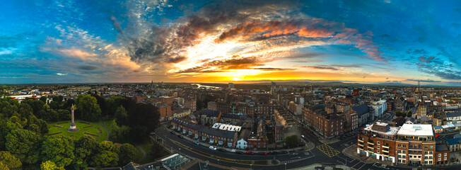 Panorama da cidade Irlandesa Limerick Co.