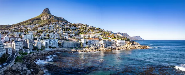 Photo sur Plexiglas Montagne de la Table Aerial View of Sea Point and its tidal pool in Cape Town, western Cape, South Africa