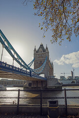 Fototapeta na wymiar Iconic Tower Bridge linking London with Southwark on the River Thames.