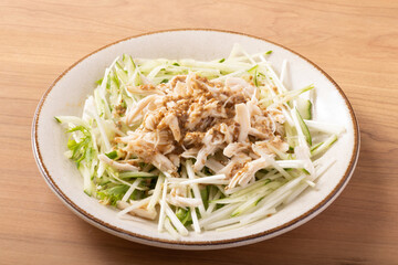 鶏ささみのサラダ