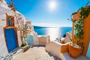 Keuken spatwand met foto Colorful architecture in Santorini island, Greece.  Famous travel destination © smallredgirl